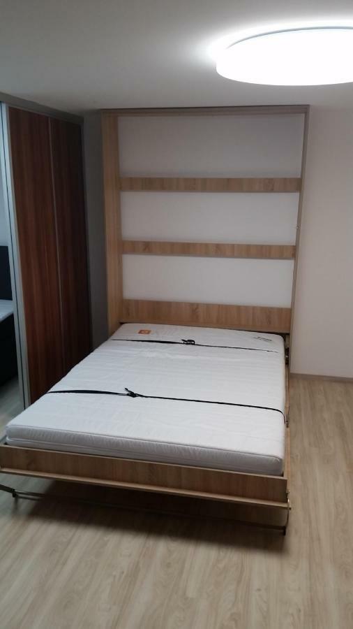 Ferienwohnung Sandra ฮอคเคนไฮม์ ภายนอก รูปภาพ